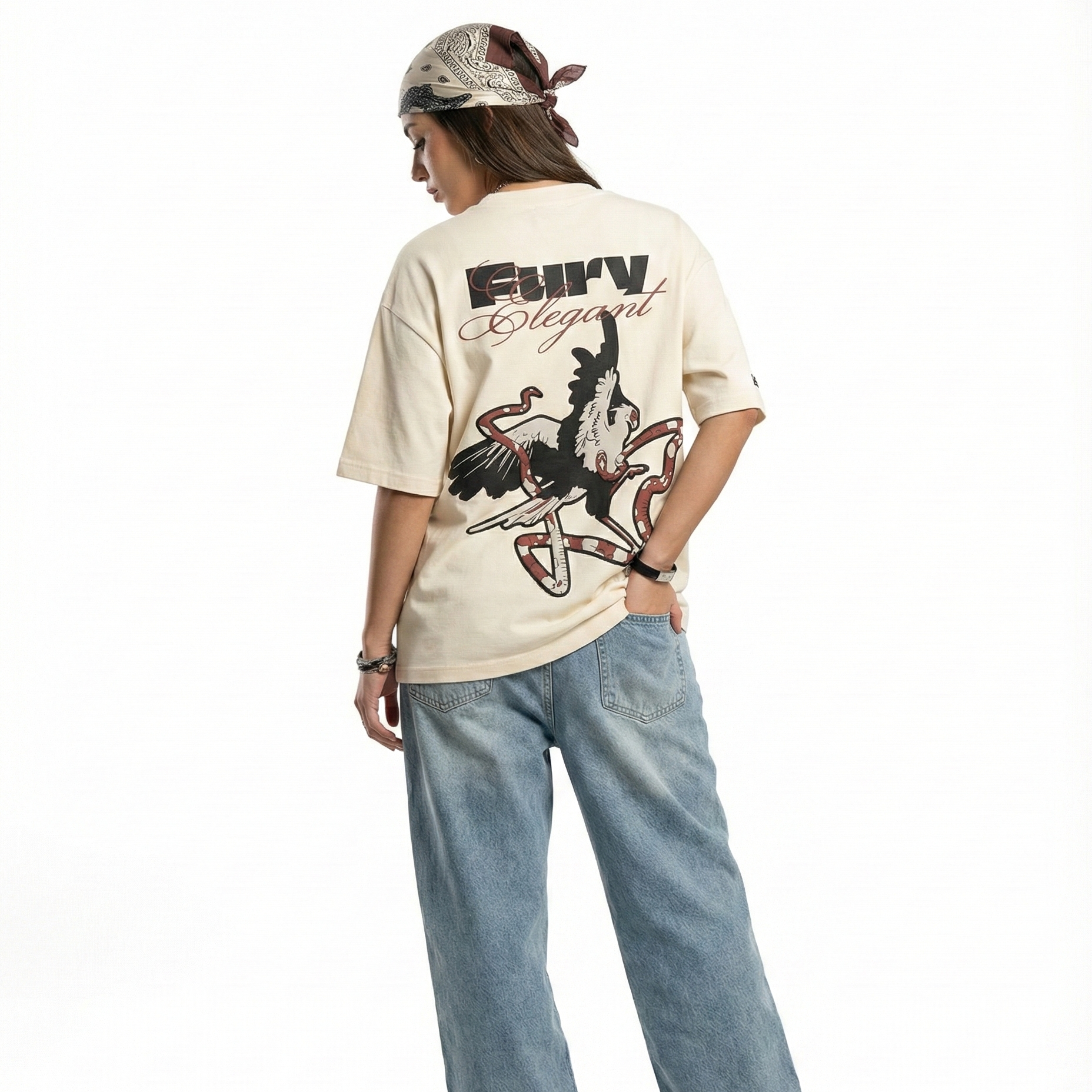 Elegant fury Oversized T-shirt